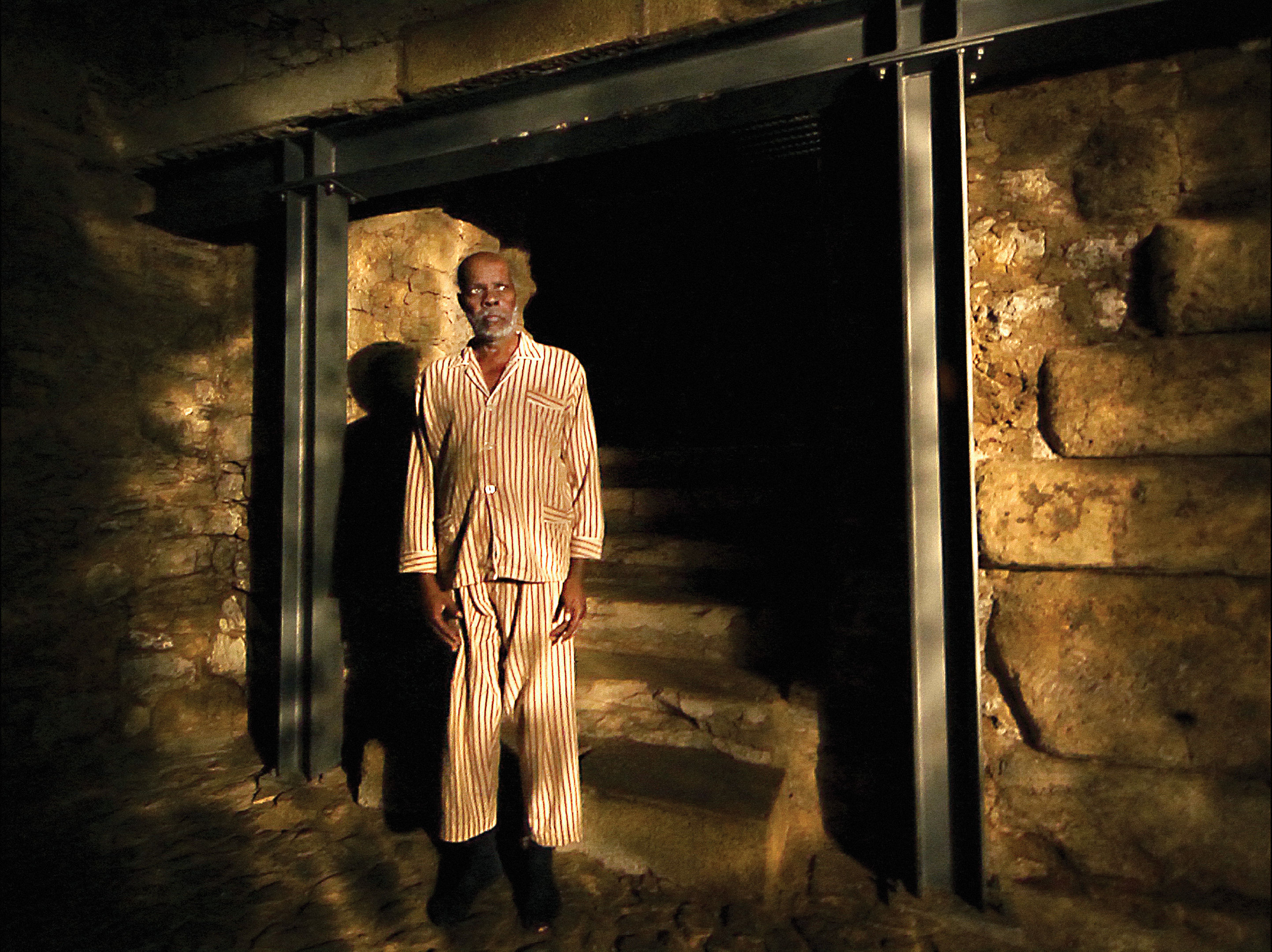Horaires Des Séances Du Film Cavalo Dinheiro Ventura (Cavalo Dinheiro) de Pedro Costa, suivi d'une rencontre avec le  réalisateur | Dulac Cinémas